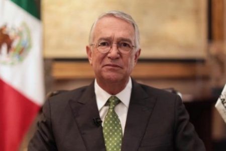 “Que contesten sobre la violencia y la corrupción”, dice luego de el gobierno exhibió expedientes de sus adeudos fiscales