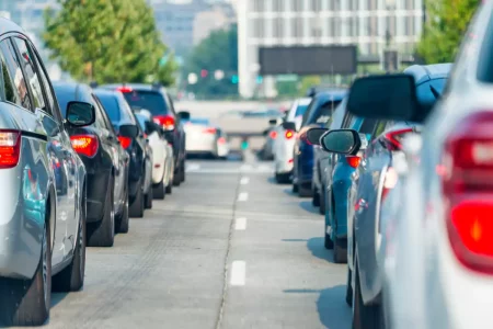 ¡Evita las multas! Estos son los autos que no circulan hoy en la CDMX