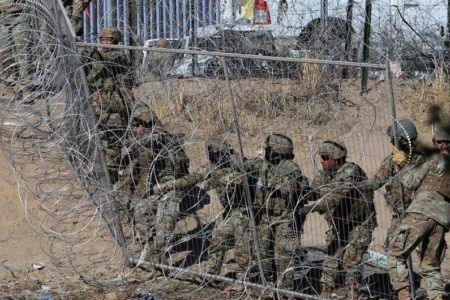 Policía de Texas dispara contra migrantes en la frontera con Ciudad de Juárez