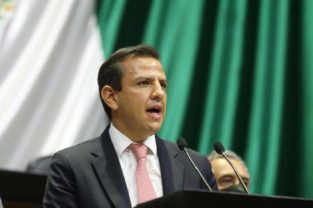 Xóchitl Gálvez integra a su equipo al economista Fernando Galindo