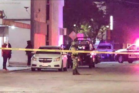 Intentan ejecutar a dos personas en Cozumel