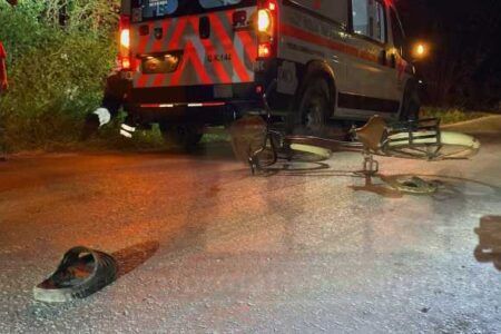 Automóvil arrolla a ciclista en Felipe Carrillo Puerto