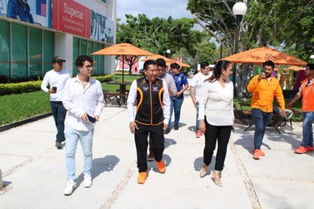 Jóvenes emprendedores tendrán todo el apoyo del gobierno municipal: Chucho Pool