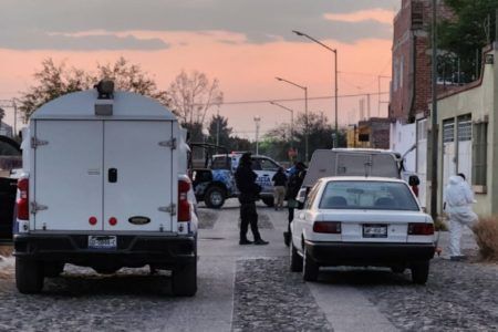 Ejecutan a dos paramédicos en Celaya