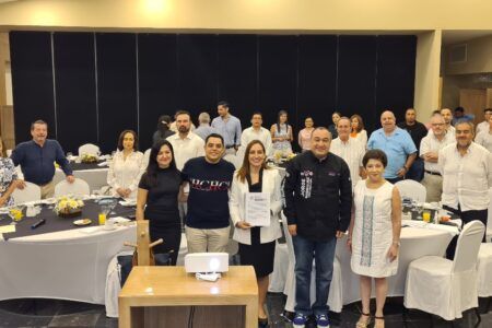 DEFENDAMOS JUNTOS LO QUE HEMOS CONSTRUIDO,SEÑALA JORGE RODRÍGUEZ EN REUNIÓN CON EMPRESARIOS