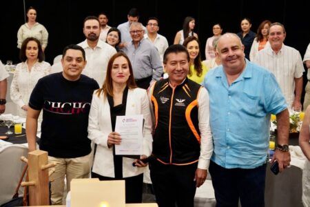 Presenta Chucho Pool plan de gobierno a la Coparmex