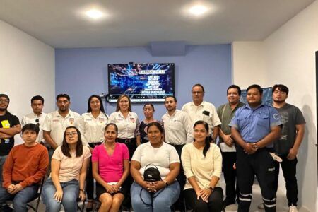 AMPLIACIÓN DE LOS PROGRAMAS DE UNIDADES MÉDICAS MOVILES DE PRIMER CONTACTO, PARA ATENDER EN AL MENOS UNA VEZ POR MÉS, A LAS 90 COLONIAS DEL MUNICIPIO” JAZMÍN TREVIÑO.