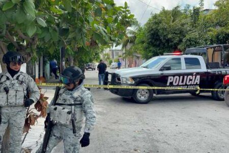 Le “siembran plomo” a presunto prestamista en una colonia cancunense