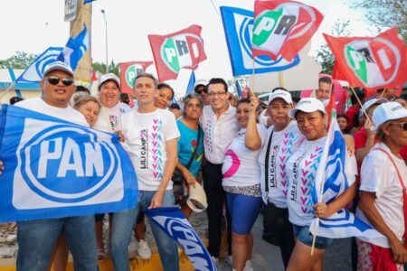 Miles de simpatizantes respaldan la Renovación