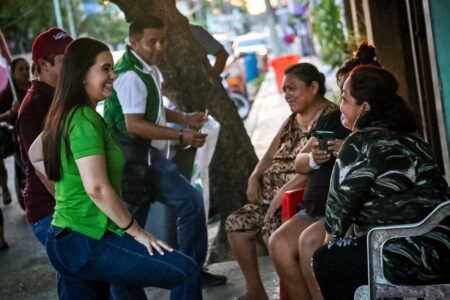 “De cerca con la gente, es como ganaremos en las urnas”, afirma Majo Osorio