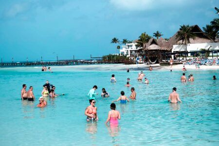 La Importancia de la Hotelería en la Zona Norte de Quintana Roo: Un Modelo de Sostenibilidad y Equidad