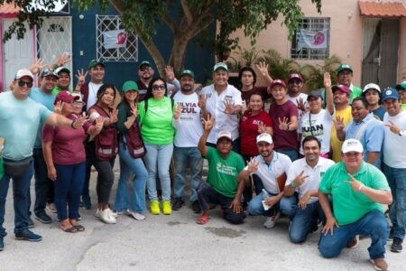 “Vecinos de Puerto Aventuras muestran apoyo con Juan Carrillo y a la 4T”