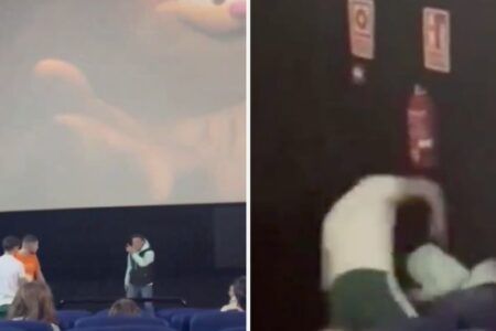 VIDEO | Hombre defiende a su esposa, quien era golpeada en la sala de un cine