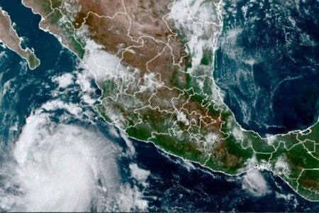 Aletta crece probabilidad de formarse en Ciclón Tropical 7 frente costas de Guerrero