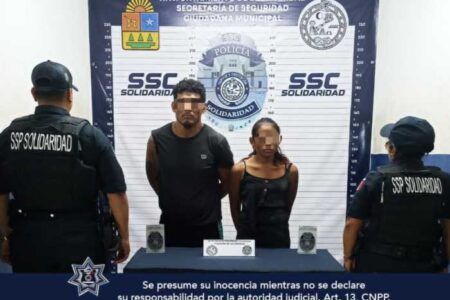 Arrestan a dos personas acusadas de allanamiento de morada en Playa del Carmen