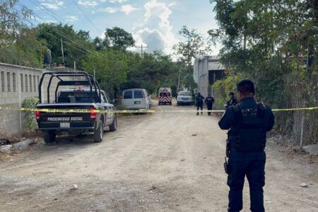 Sujetos armados interceptaron a un hombre y lo atacan a balazos en El Pedregal