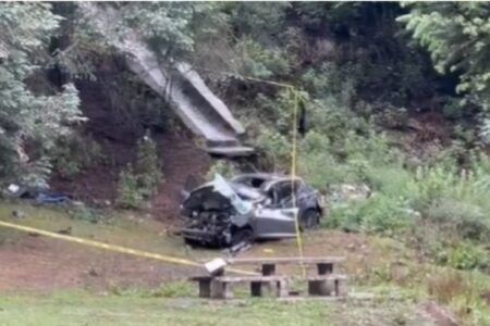 Niña de 3 años muere tras volcarse el automóvil en el que viajaba