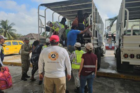 Reportan que apenas un 15 por ciento de los pobladores accedió a ser trasladado a refugios