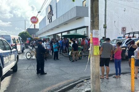 Tres personas lesionadas deja el ataque armado en Crucero de Cancún