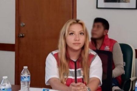 Atacan a balazos abordo de su vehículo, Aida Beltrán, concejal del PRI en Azcapotzalco