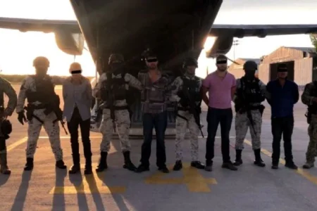 Detienen al “R8”, jefe de seguridad de Aureliano “el Guano” Guzmán