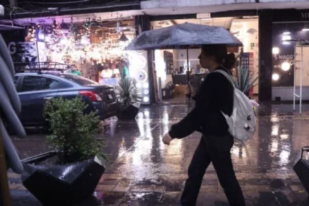 Onda tropical 12 azotará de viernes a lunes con lluvias intensas en algunas entidades
