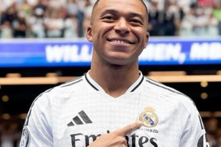Kylian Mbappé desata la locura en el Bernabéu