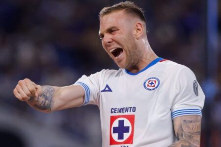 Cruz Azul le propina al Monterrey la mayor goleada de su historia en el BBVA