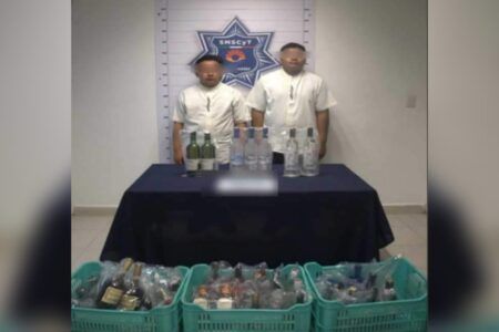 Dos trabajores del Moon Palace los atrapan “con las manos en la masa” robando botellas de licor