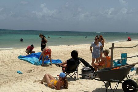 Incremento del 6% en las ventas de comercios en Playa del Carmen durante el verano