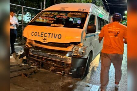 Accidente en zona centro deja cinco personas heridas; conductor detenido
