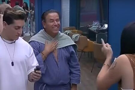Mario Bezares acude a la estética de Gomita y termina pelón