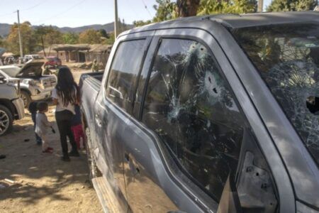 Jornada violenta en Culiacán: reportan a militar herido en enfrentamientos y bloqueos