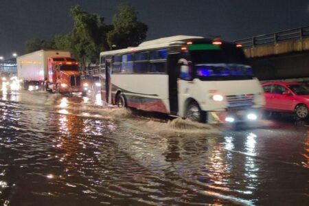 Habrá lluvias muy fuertes en el Estado de México; “Fabio” y “Emilia” se mantienen lejos de las costas de Baja California Sur