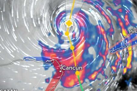 Autoridades declaran Alerta Amarilla en la zona norte de Quintana Roo ante el alejamiento del huracán Helene