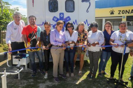Inauguran zona de adopción canina en Solidaridad