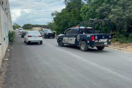 Asaltan y golpean a mototaxista en Playa del Carmen