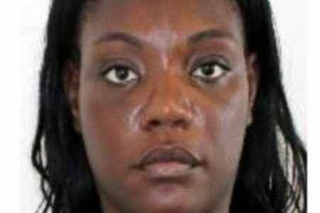 Emiten ficha de búsqueda de Elianne Marina Márquez Cuero, mujer colombiana desaparecida en Cancún