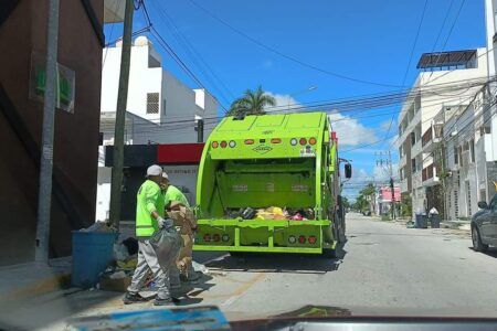 Recolectores de basura trabajan a “marchas forzadas” para restablecer el servicio en Solidaridad