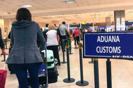Anuncian cancelación de cobro de Aduana por segundo dispositivo electrónico