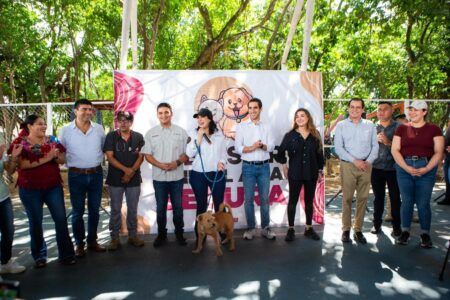 Estefanía Mercado y Eugenio Segura encabezan jornada de bienestar animal en Playa del Carmen