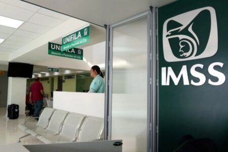 Niega IMSS tratamiento a paciente con cáncer; Isolde Boadicee lucha desde hace siete años para que el IMSS proporcione medicamentos