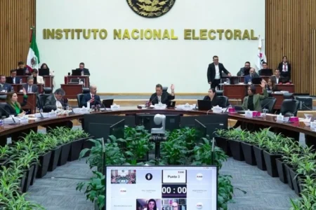 Sheinbaum enviará un escrito al INE: considera excesivo presupuesto de 13 mil mdp para la elección judicial