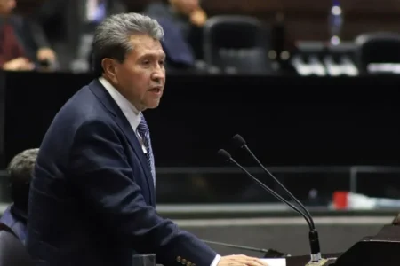 Ricardo Monreal advierte que “muy pronto” vendrá una reforma fiscal sobre distribución de la riqueza