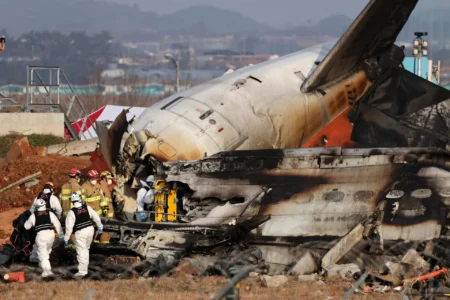 179 muertos y dos sobrevivientes; el saldo final del accidente aéreo en Corea del Sur