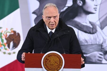 Gertz Manero denuncia a juez que permitió proceso en libertad a líder del Cártel del Golfo