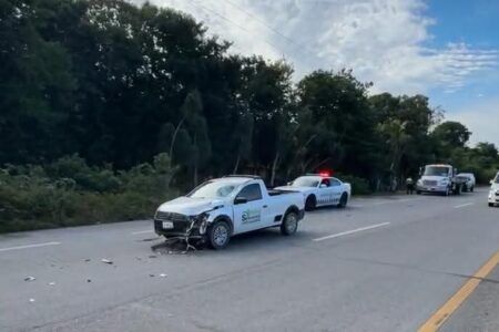 Ciclista pierde la vida tras ser embestido por camioneta en carretera Playa del Carmen-Tulum