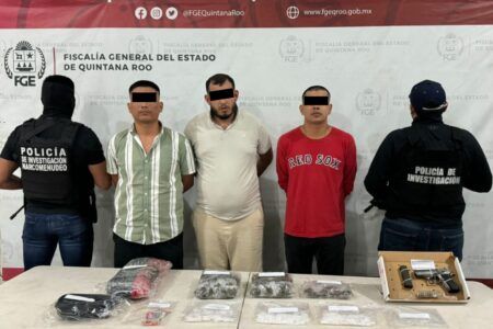 Detienen a tres personas por narcomenudeo en Quintana Roo; uno de ellos es objetivo prioritario del Atlas Delictivo