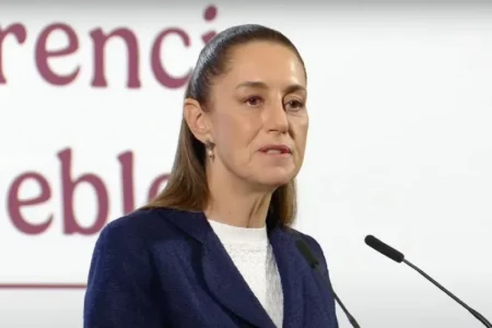 Claudia Sheinbaum exige transparencia al INE sobre uso de presupuesto y reducción de casillas