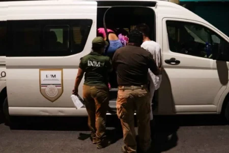 Detienen a dos venezolanos por el asesinato de un agente del INM en Chihuahua